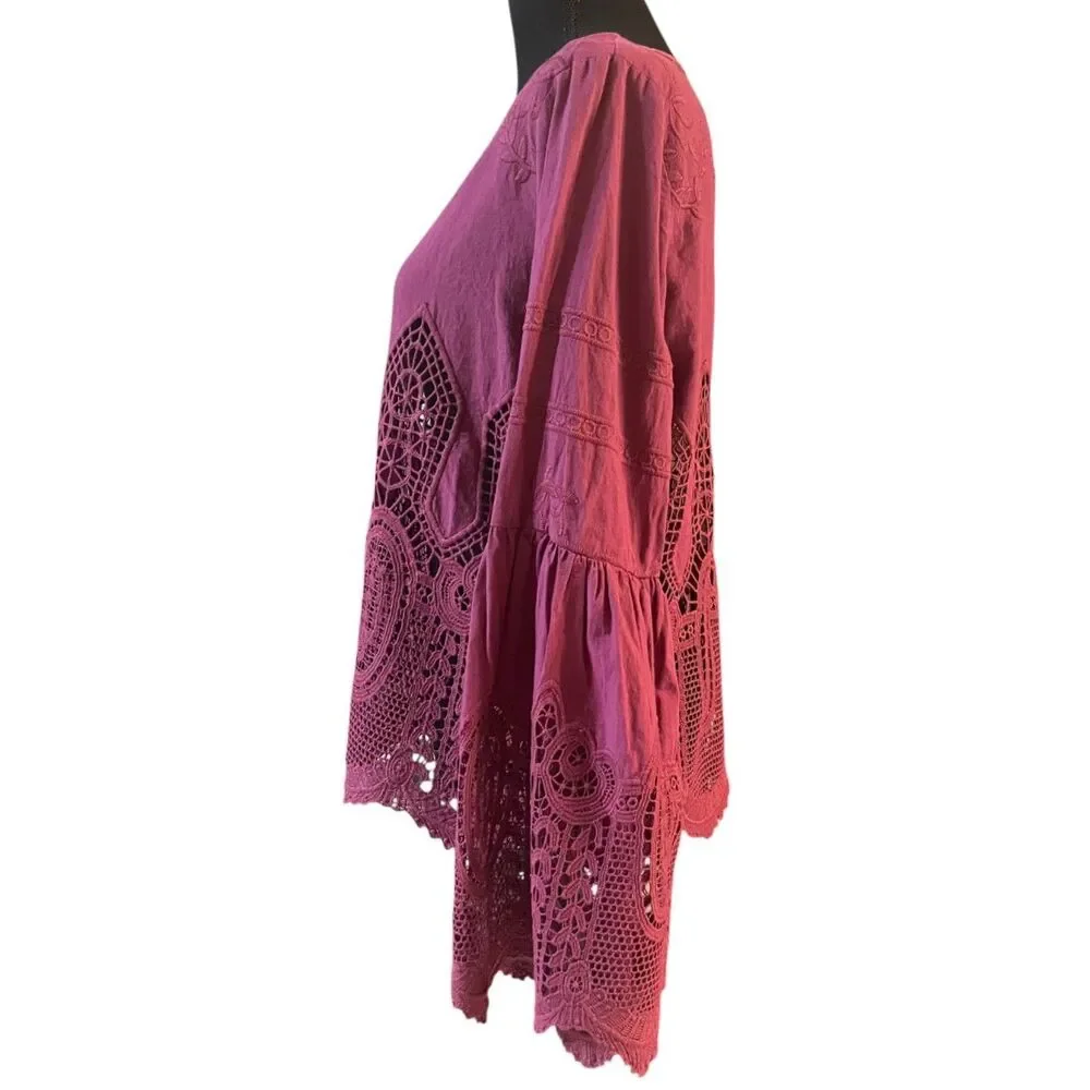 Anthropologie Bell-Sleeve Lace BOHO Pullover by Chloe Oliver Raspberry Sz S